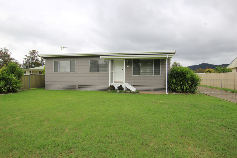 28 Hunter St, Denman, NSW 2328