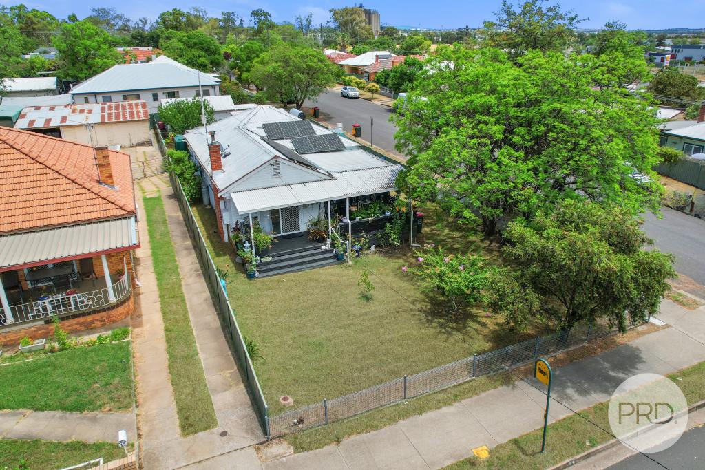 13 Phillip St, West Tamworth, NSW 2340