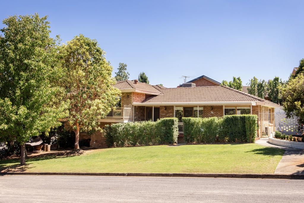 34 Western View Dr, West Albury, NSW 2640