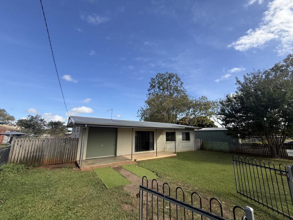 8 Courtney St, Mareeba, QLD 4880