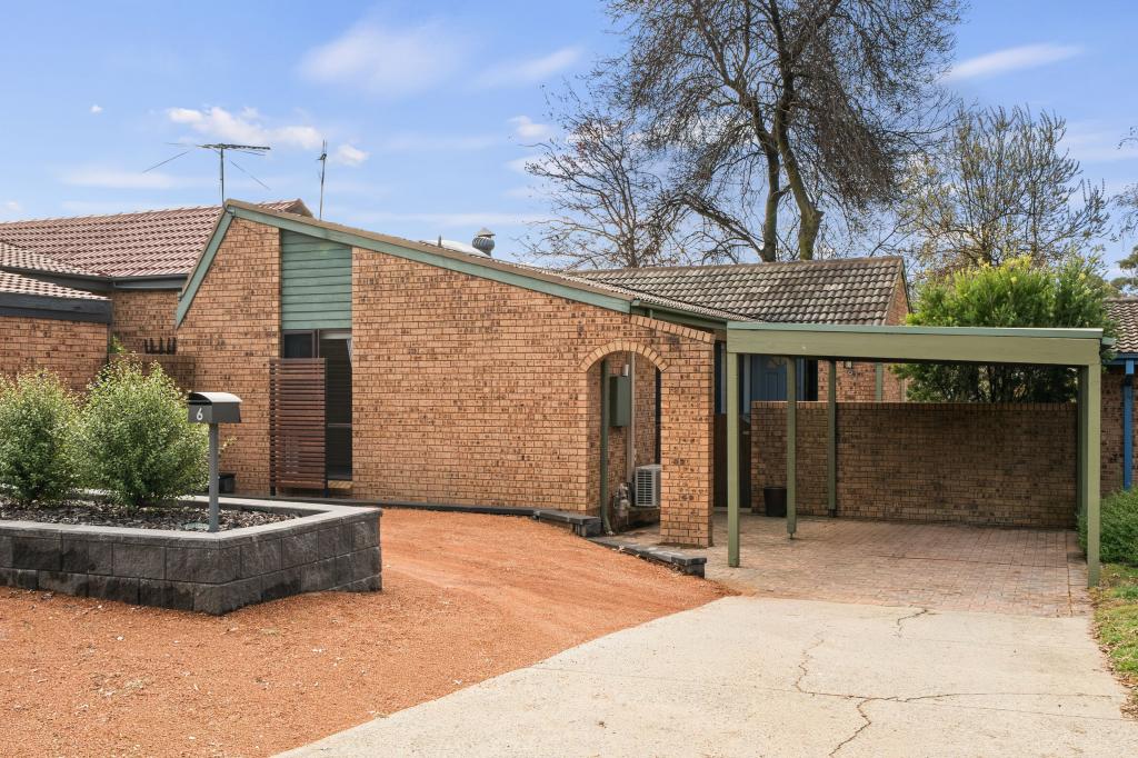 6 Macfarlan Pl, Latham, ACT 2615
