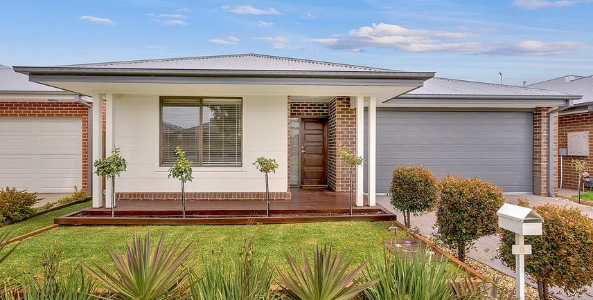 8 Lusco St, Kalkallo, VIC 3064