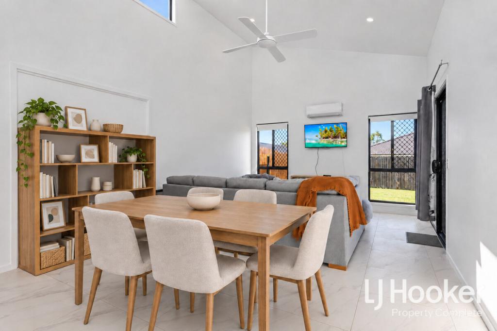 1/12 Granite St, Yarrabilba, QLD 4207