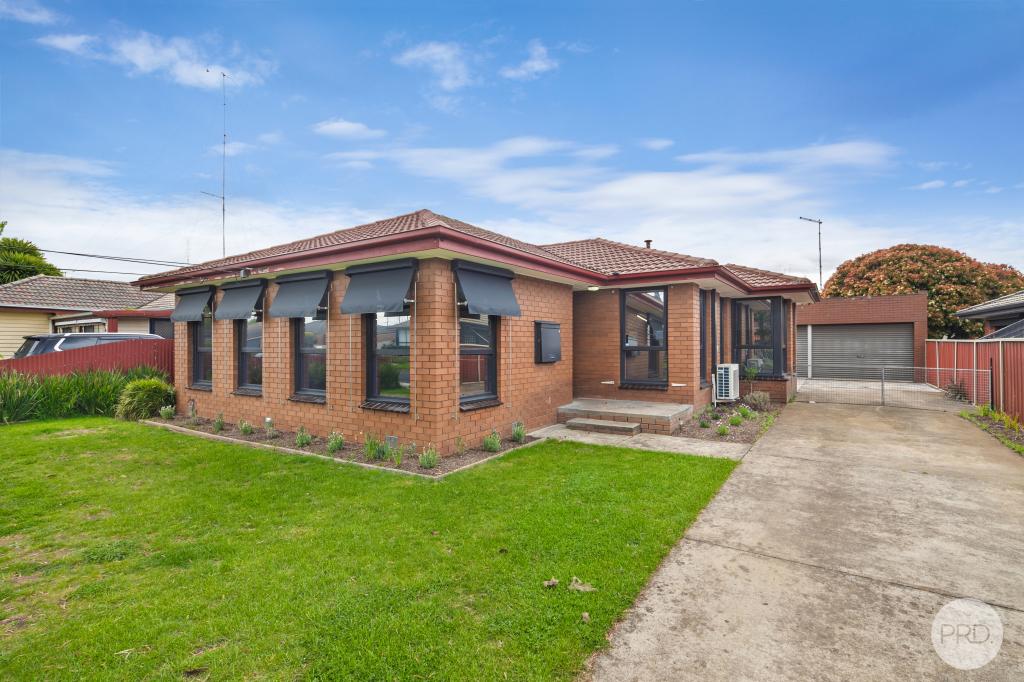 14 Mauger St, Wendouree, VIC 3355