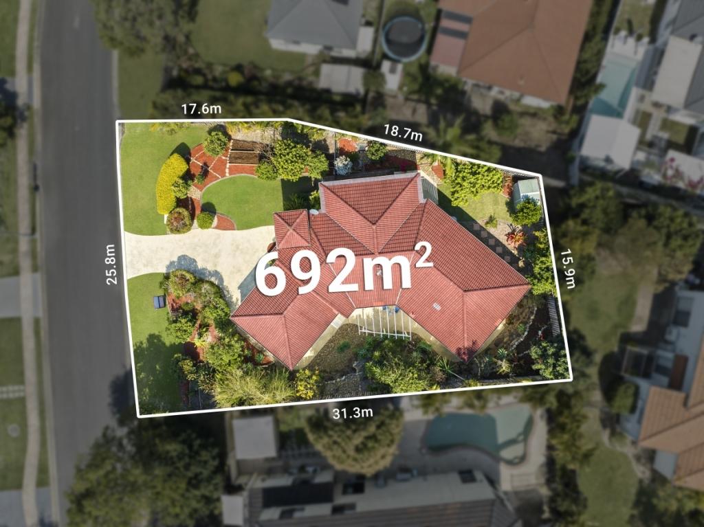 29 GLASTONBURY DR, MUDGEERABA, QLD 4213