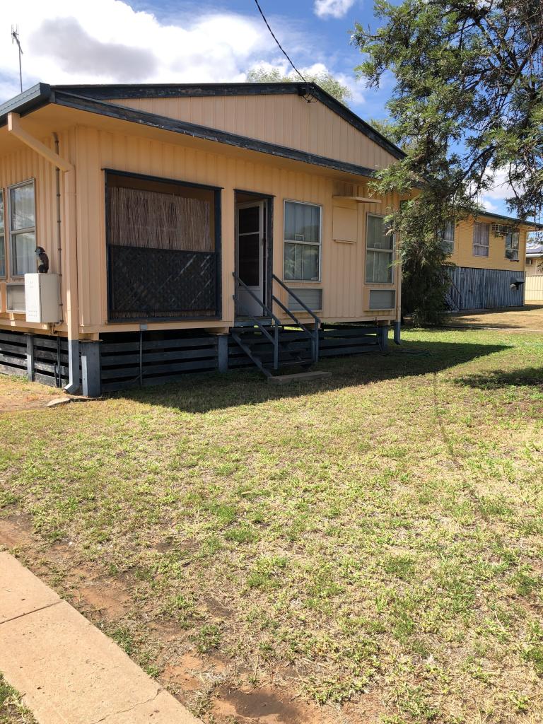 6 Laver St, Moranbah, QLD 4744