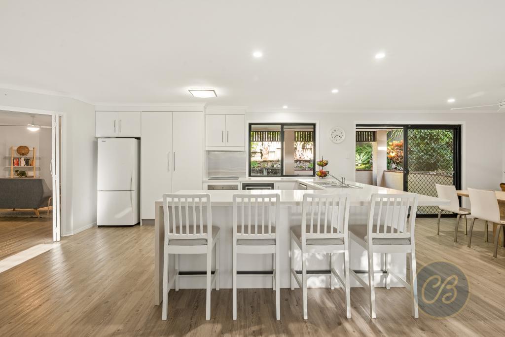 38 Larwood Pl, Ferny Hills, QLD 4055