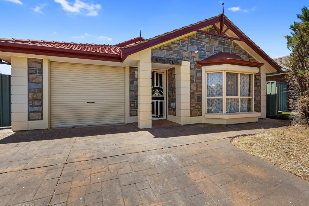 3 Cherrybrook Dr, Morphett Vale, SA 5162