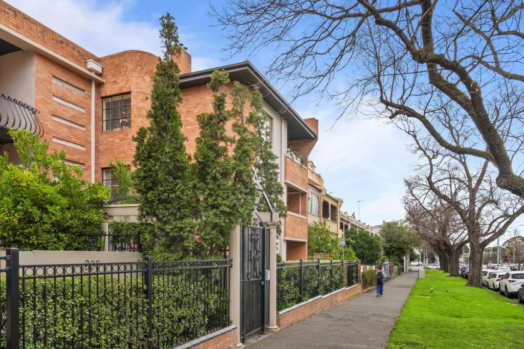 6/205-207 Flemington Rd, North Melbourne, VIC 3051