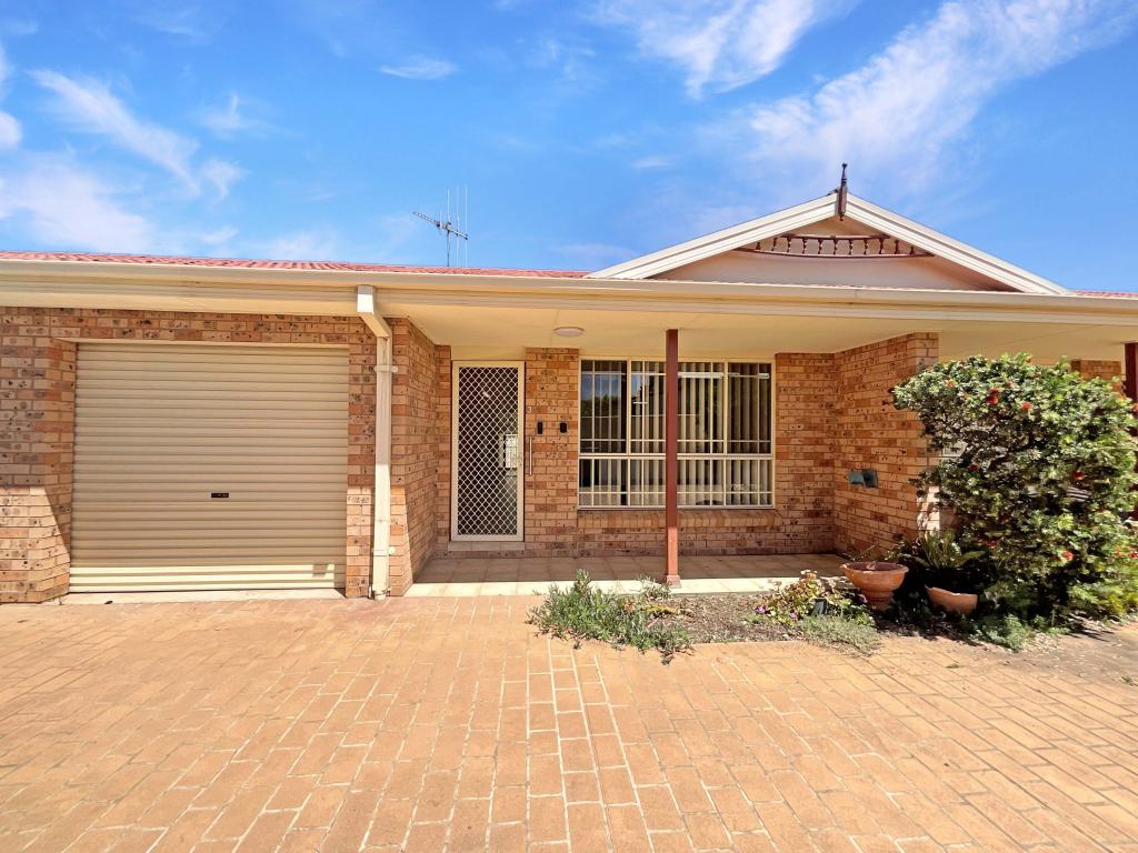 3/22 Farrand St, Forbes, NSW 2871