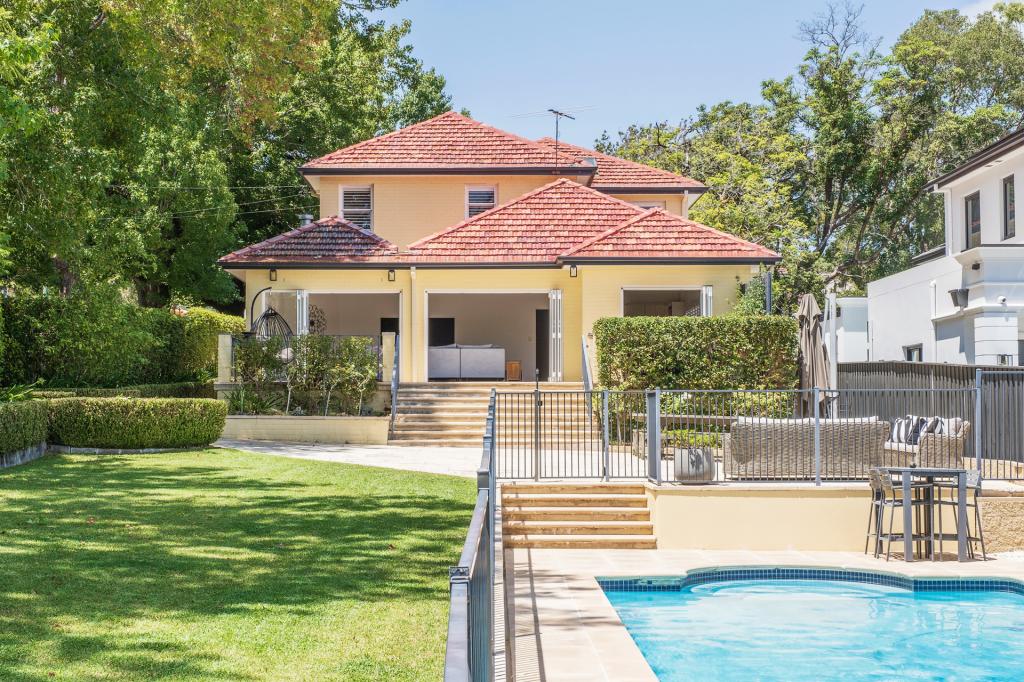 11 LOOMBAH AVE, EAST LINDFIELD, NSW 2070