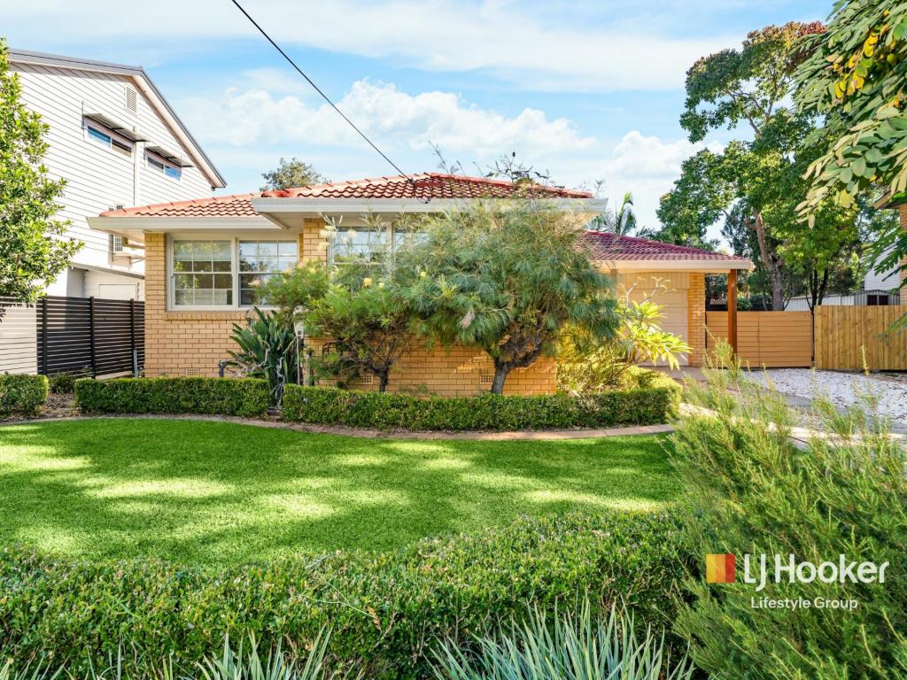 17 Lowe Cres, Elderslie, NSW 2570