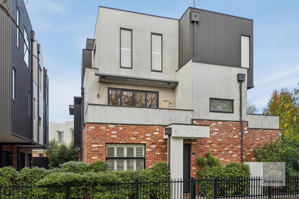 2/52 Lorensen Ave, Coburg North, VIC 3058