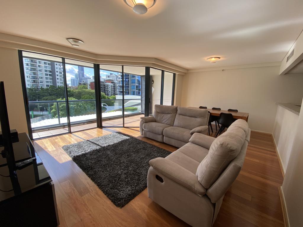 18/42 Ferry St, Kangaroo Point, QLD 4169