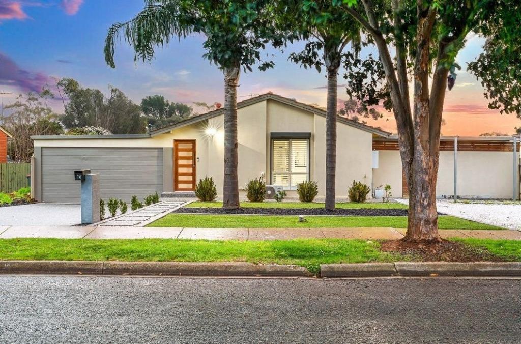 16 Inwood Rd, Elizabeth East, SA 5112