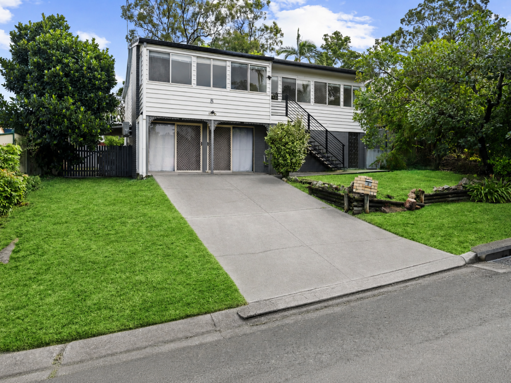 8 Firefly St, Durack, QLD 4077