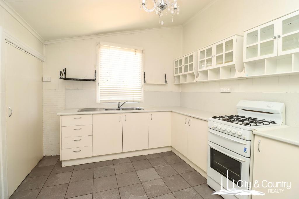 44 BUCKLEY AVE, MOUNT ISA, QLD 4825