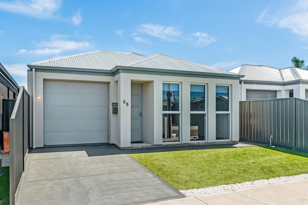 25 Victoria St, Glanville, SA 5015