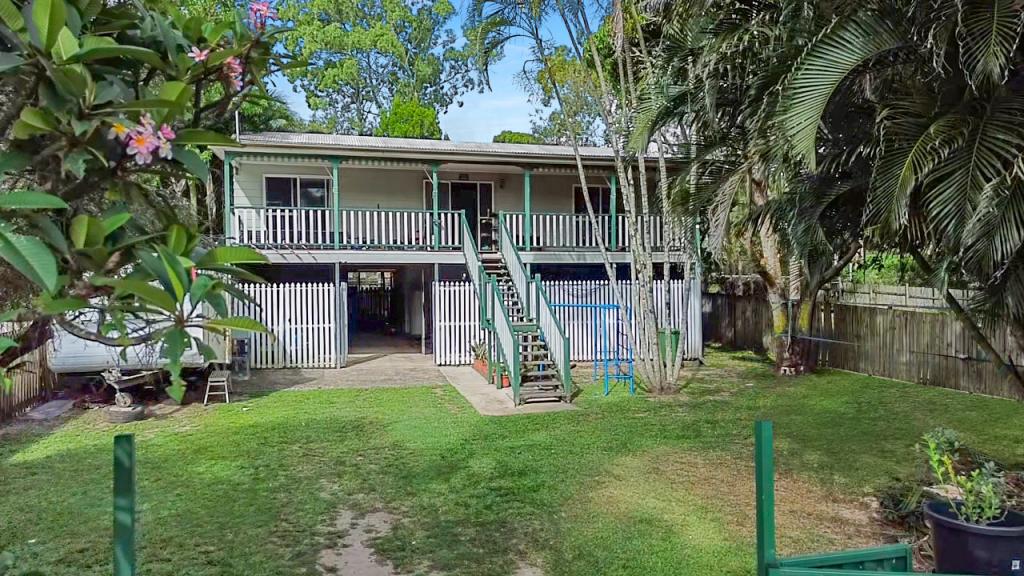 14 Alexander St, Macleay Island, QLD 4184