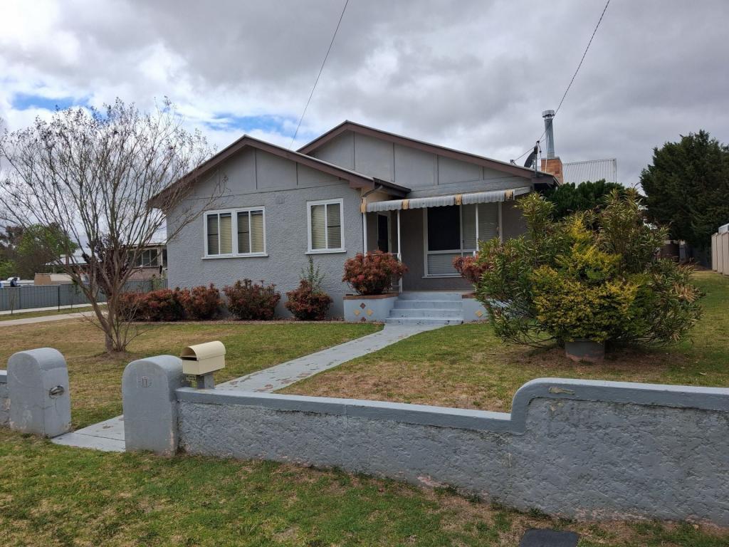 17 Mcglew St, Stanthorpe, QLD 4380