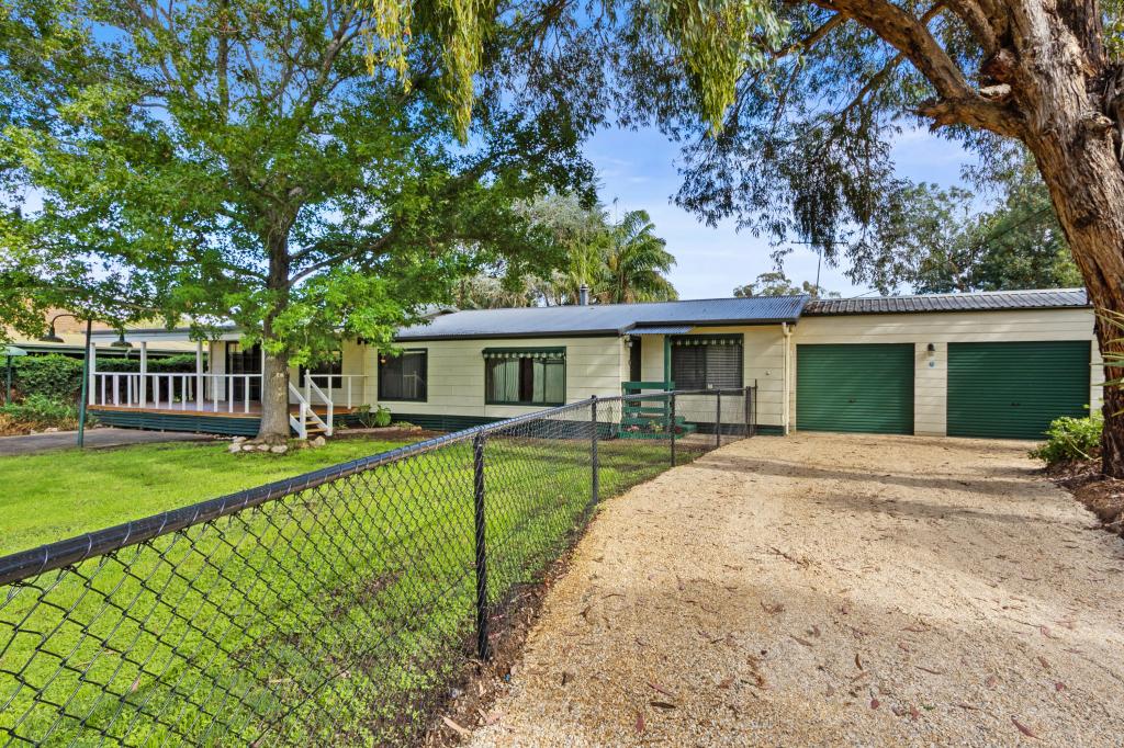 1 Pinson Ct, Williamstown, SA 5351