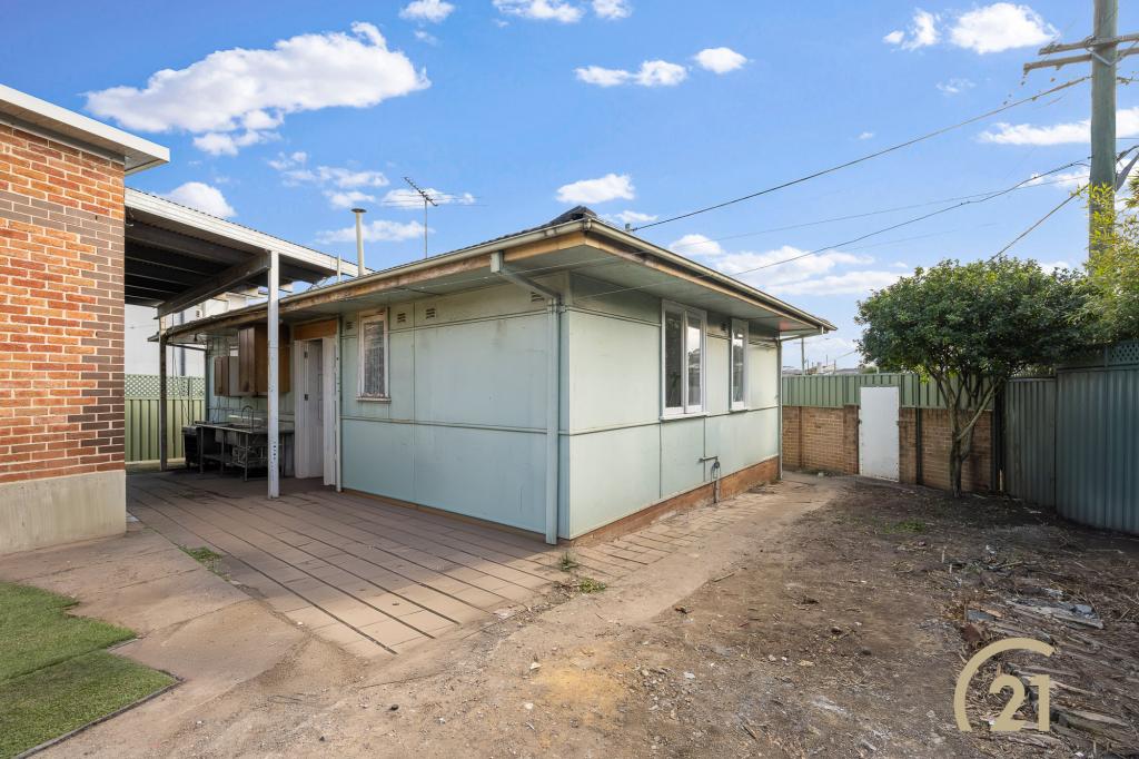 30 Woodpark Rd, Guildford West, NSW 2161