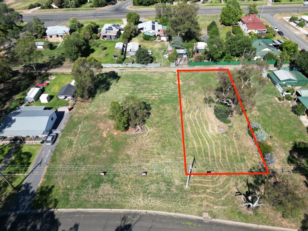 16 William St, Berrigan, NSW 2712