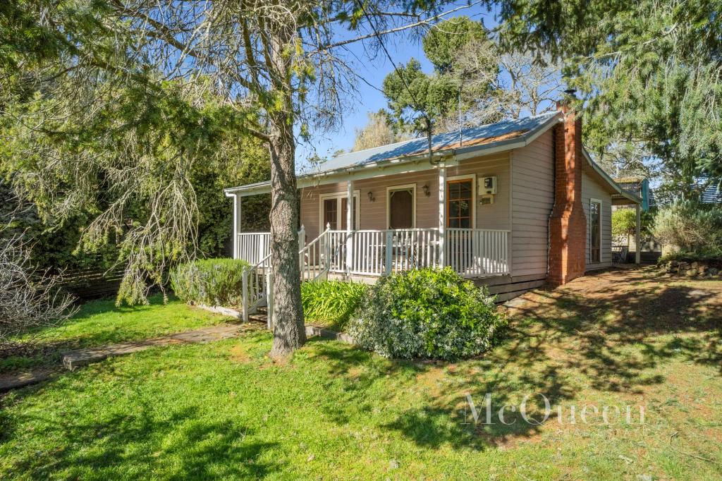 8 Tessiers Rd, Daylesford, VIC 3460