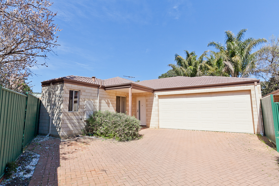 34b Stepney Rd, Armadale, WA 6112