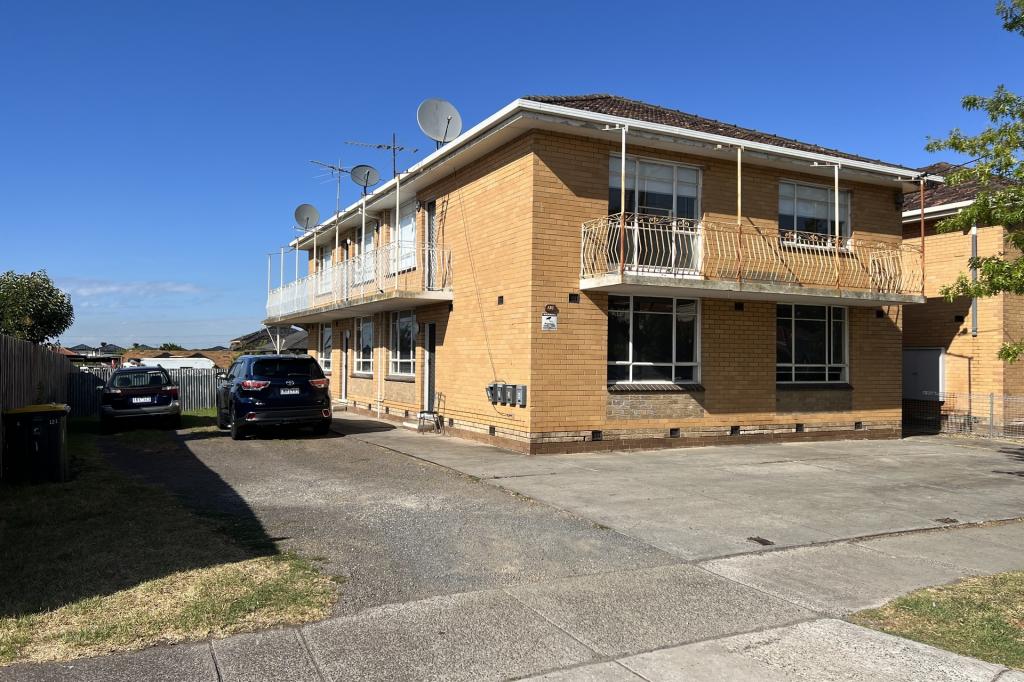 3/121 Main Rd W, St Albans, VIC 3021