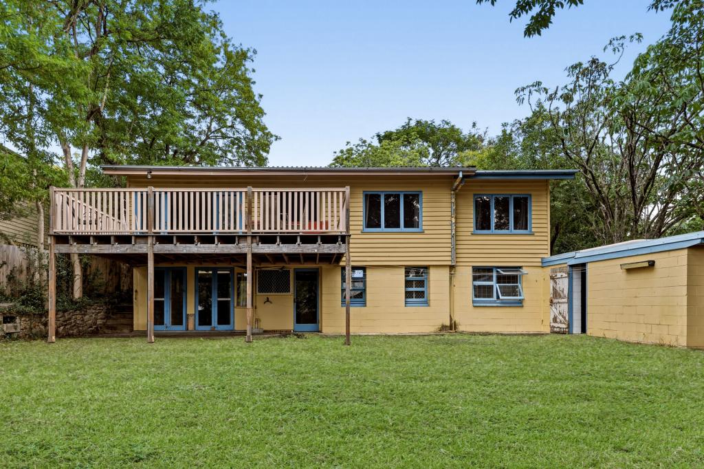 42 Prospect Tce, St Lucia, QLD 4067