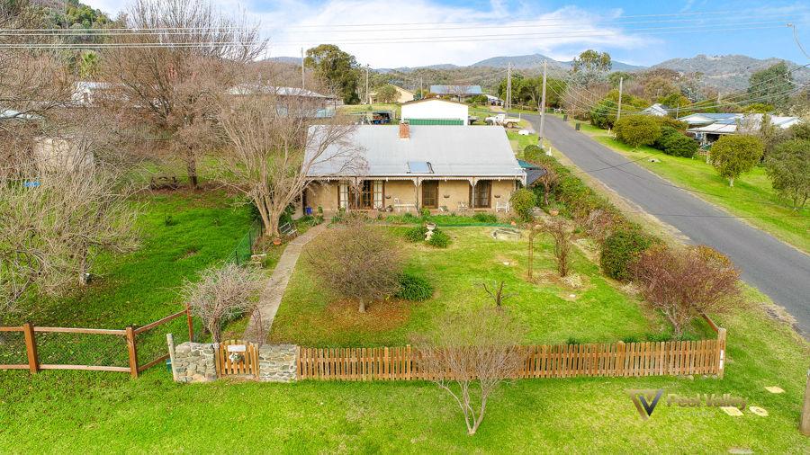 10 Gill St, Nundle, NSW 2340