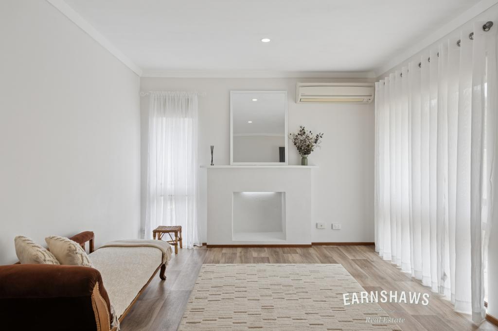 11 Railway Pde, Glen Forrest, WA 6071