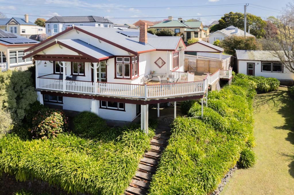 43 Wenvoe St, Devonport, TAS 7310