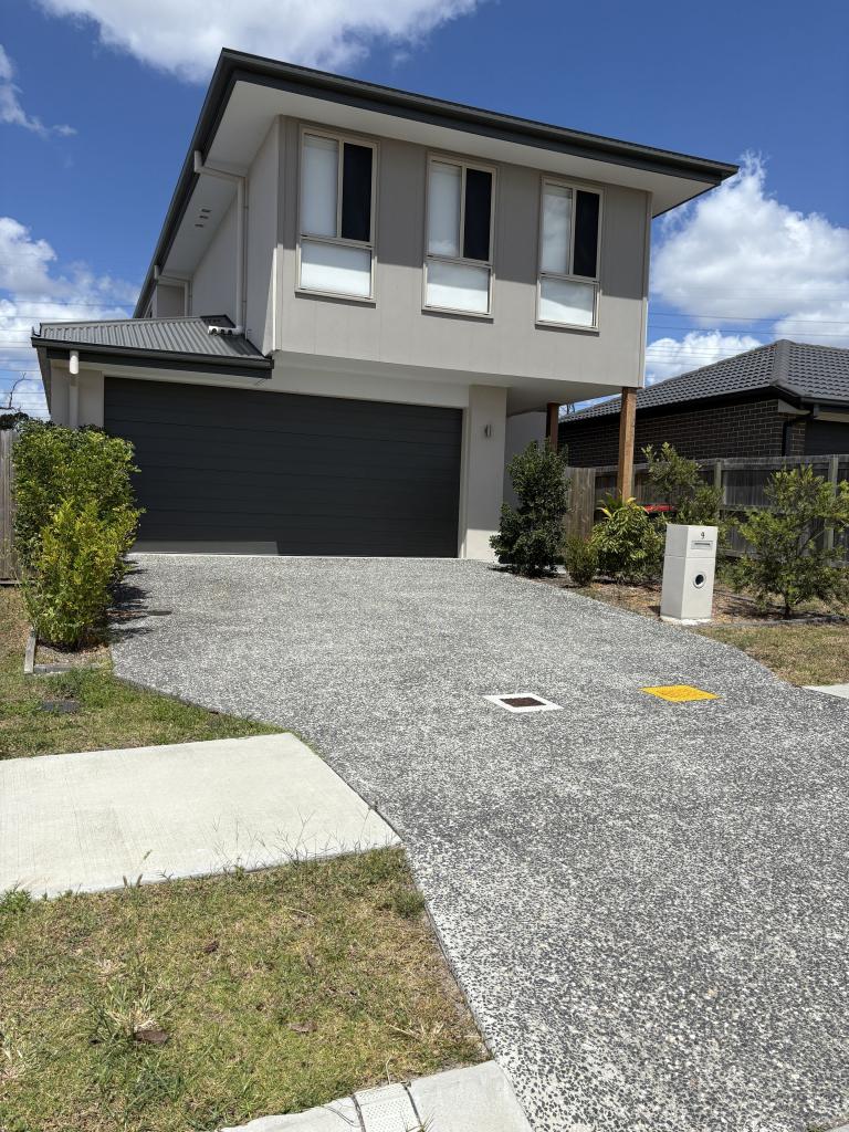 9 Swensen St, Greenbank, QLD 4124