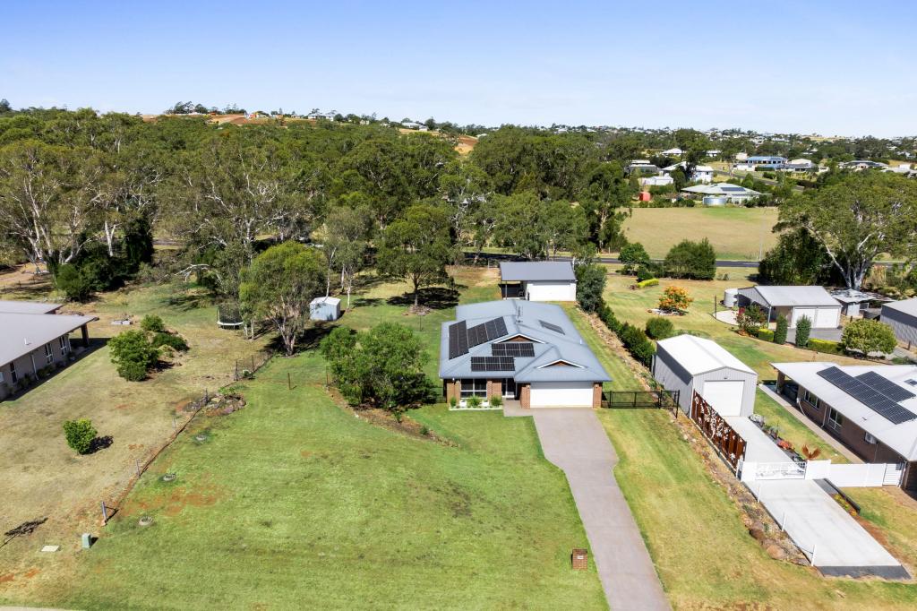 13 LILLY AVE, HIGHFIELDS, QLD 4352