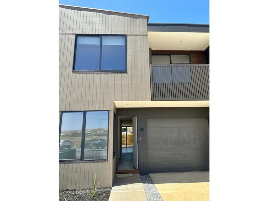 2c Gladman Rd, Maddingley, VIC 3340
