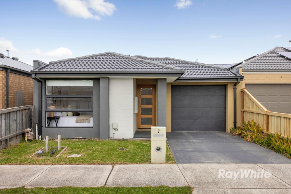 7 Alcott Way, Officer, VIC 3809