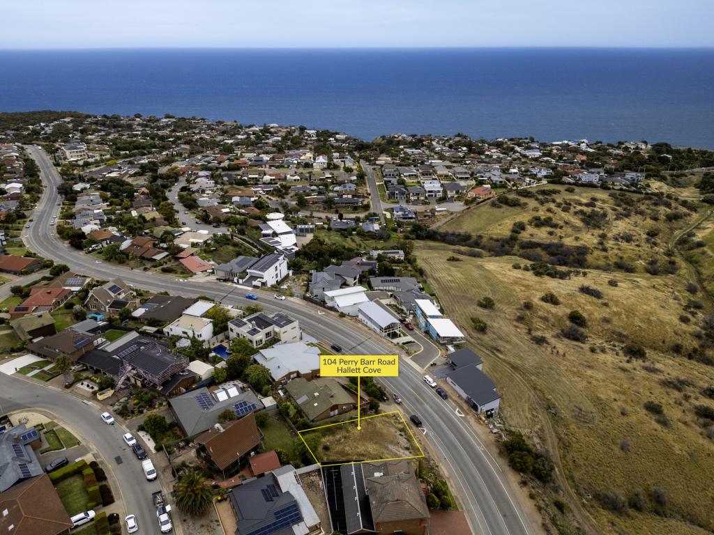 104 PERRY BARR RD, HALLETT COVE, SA 5158