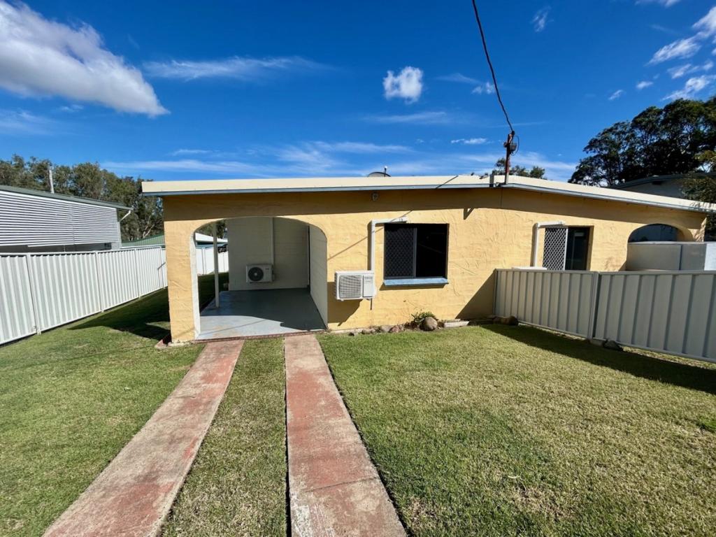 2/346 Stenhouse St, Koongal, QLD 4701