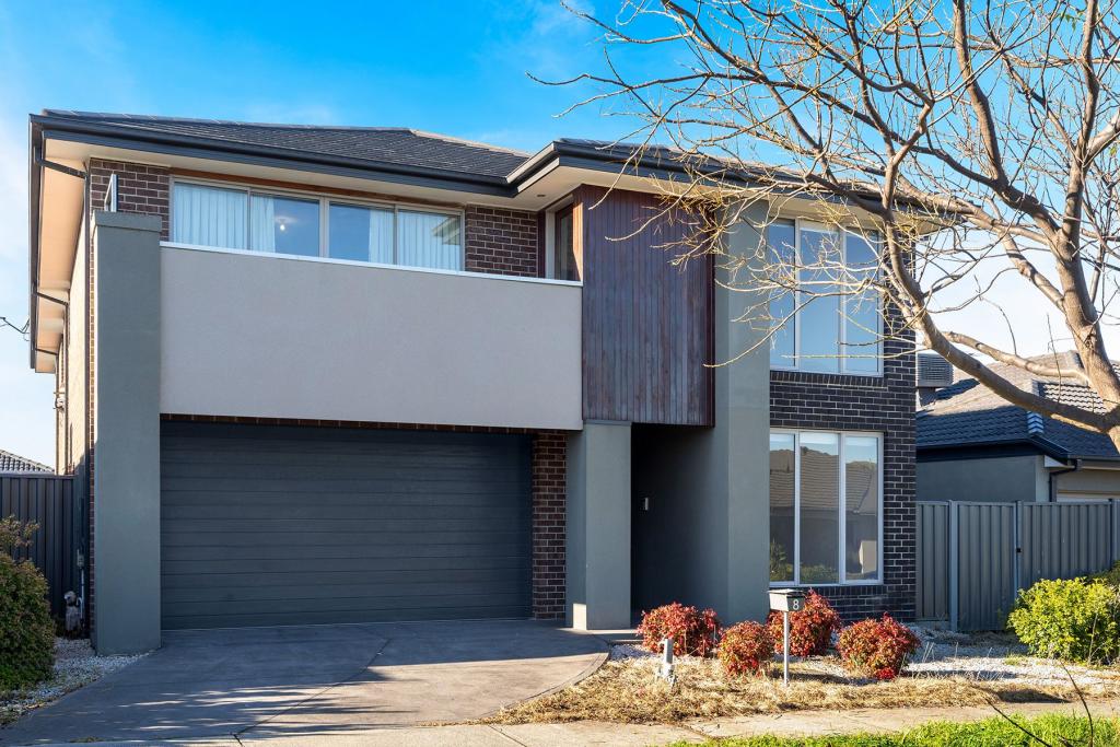 8 Quarter St, Roxburgh Park, VIC 3064