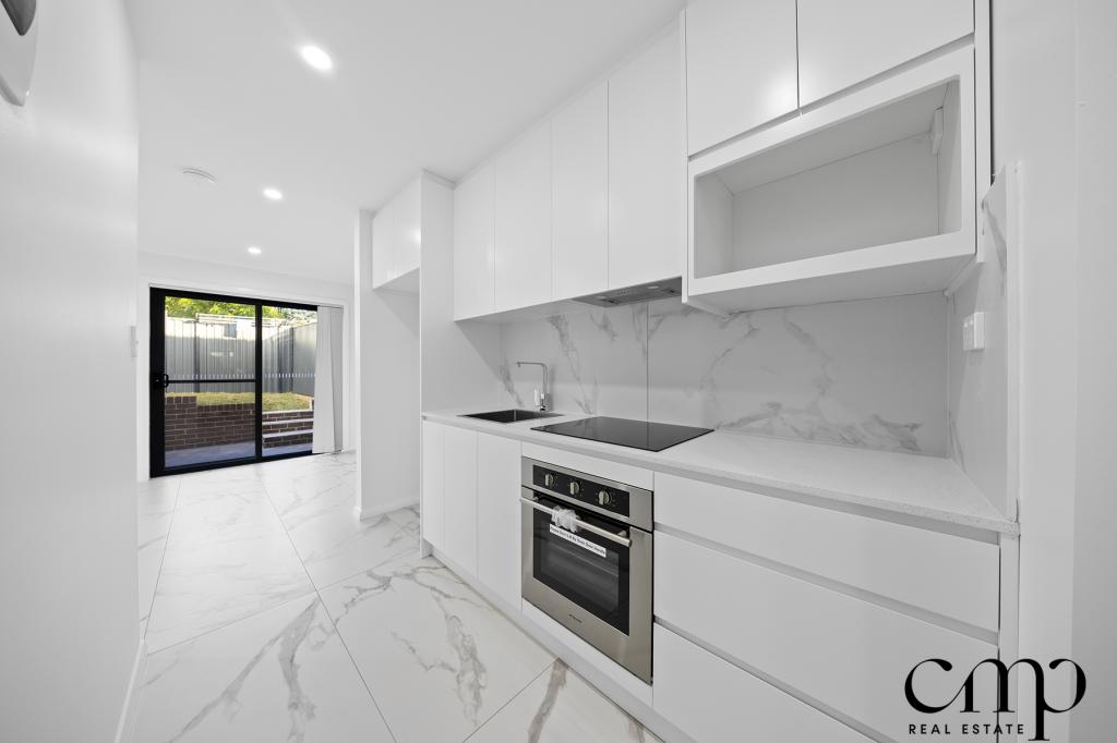 2a Elouera Cres, Woodbine, NSW 2560