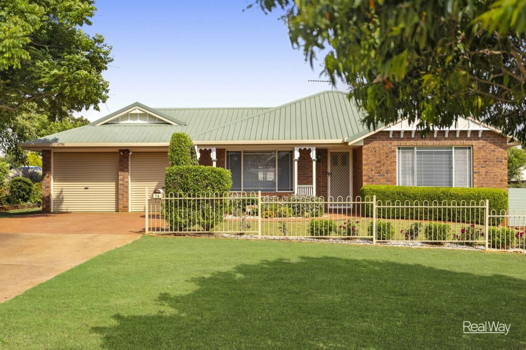 16 LUCK ST, DARLING HEIGHTS, QLD 4350