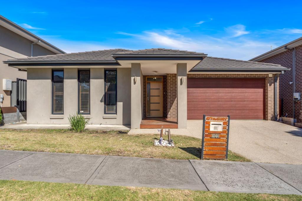 109 WATERVIEW BVD, CRAIGIEBURN, VIC 3064