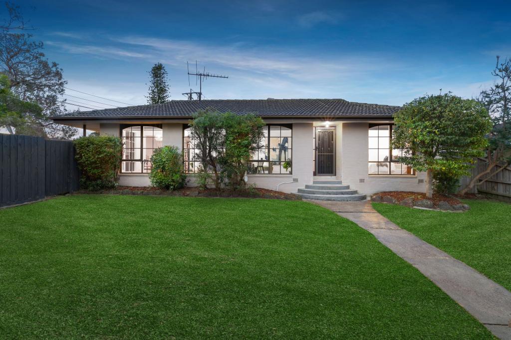 51 Folkstone Cres, Ferntree Gully, VIC 3156