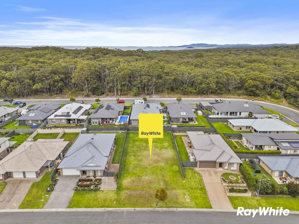 6 Como Ave, Burrill Lake, NSW 2539