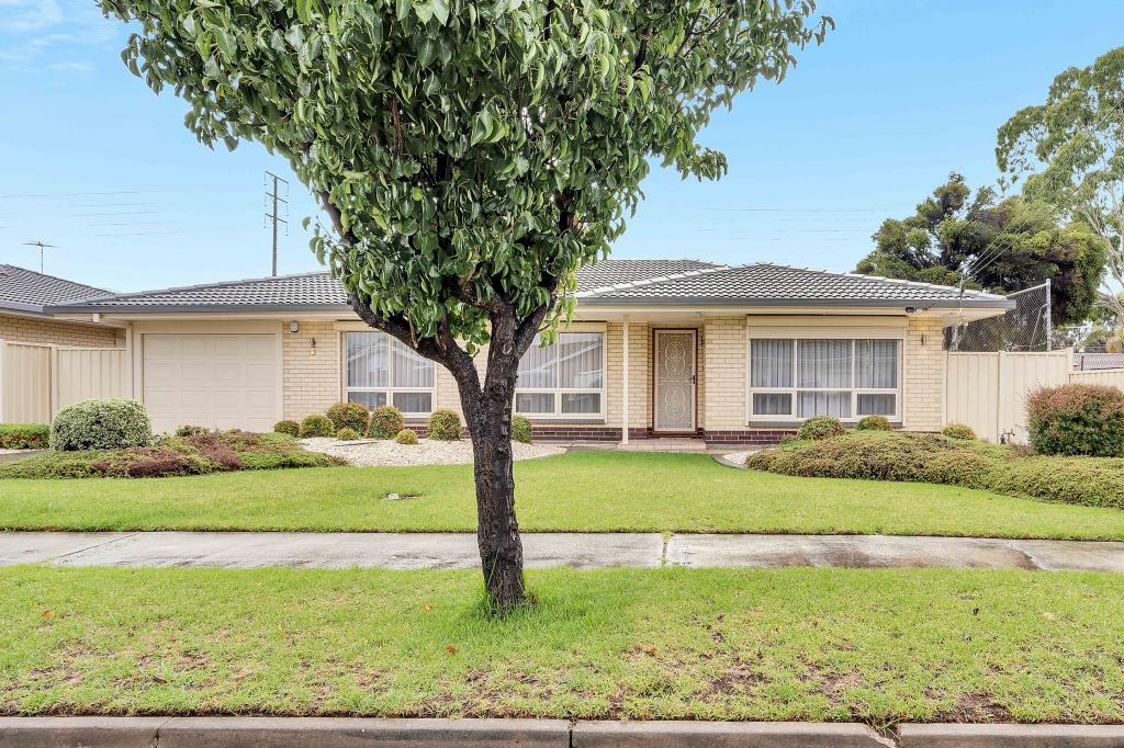 13 Carley Cres, Seaton, SA 5023