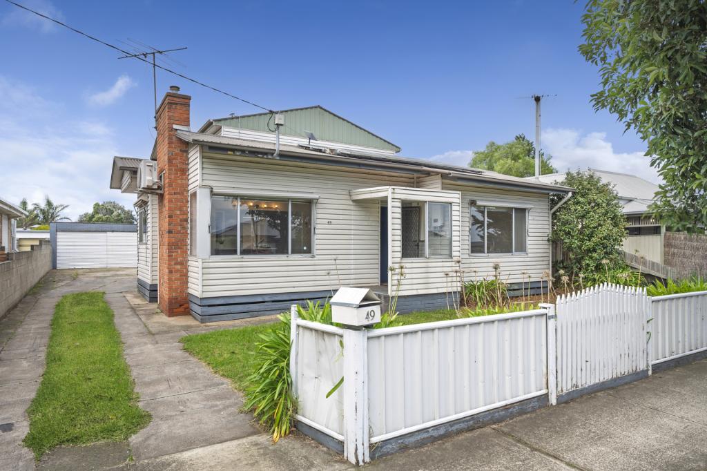 49 Tucker St, Breakwater, VIC 3219