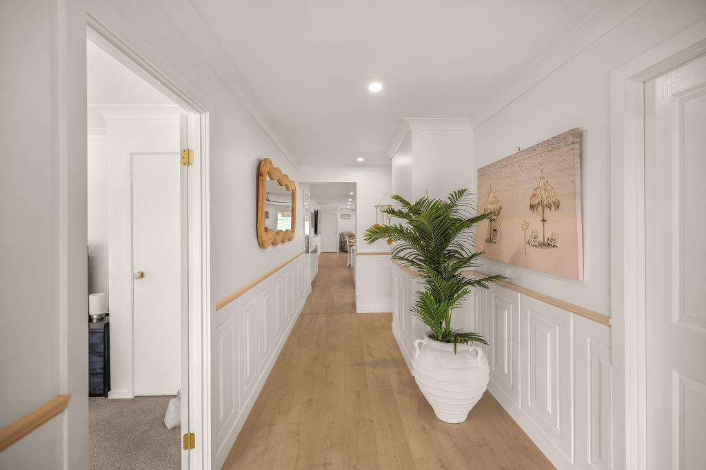 19 STOTT CRES, CALLALA BAY, NSW 2540