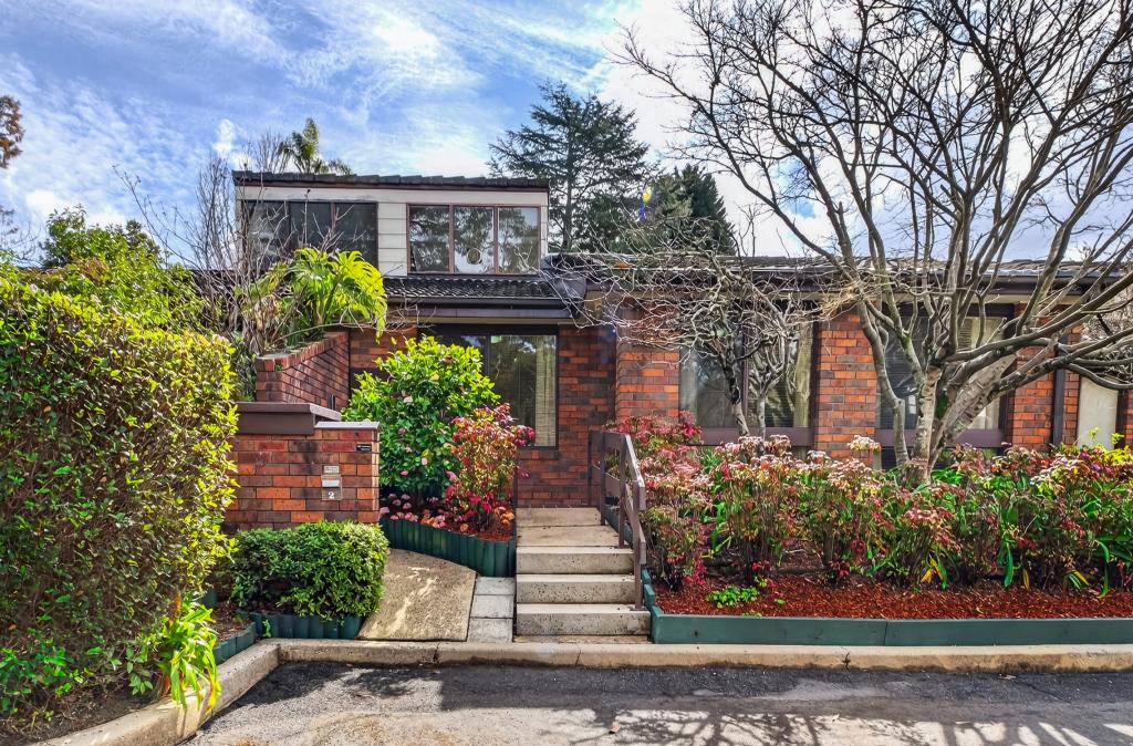 2/2 The Glen Cres, Springwood, NSW 2777